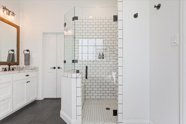 16024 Sorrento Drive, Woodway, TX 76712