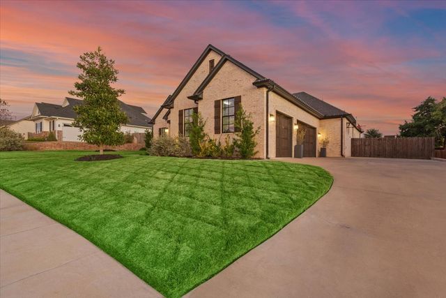 16024 Sorrento Drive, Woodway, TX 76712