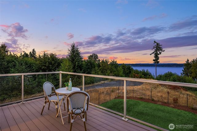 2331 NE Toscana Way, Poulsbo, WA 98370