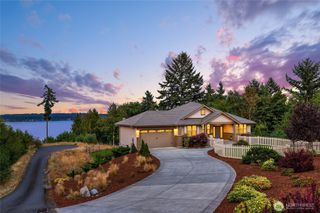 2310 NE Toscana Way, Poulsbo, WA 98370