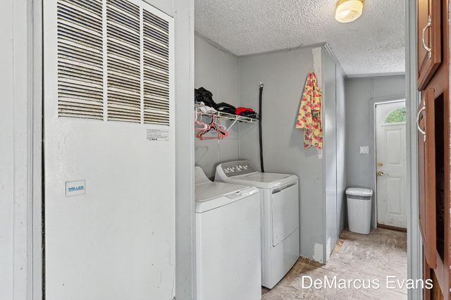 1575 S Brooks Road, Muskegon Twp, MI 49442