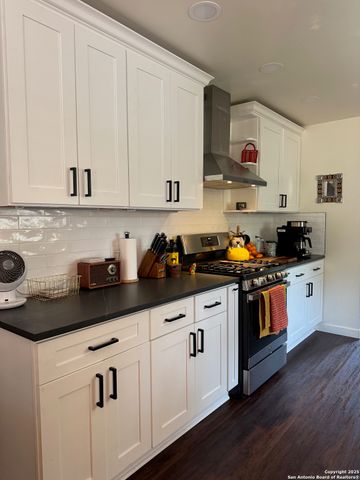 535 Devine, San Antonio, TX 78210
