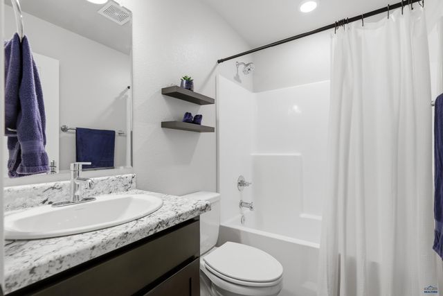 2140 NOAH ST, Rapid City, SD 57701