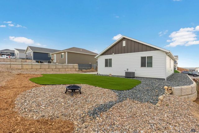 2140 NOAH ST, Rapid City, SD 57701