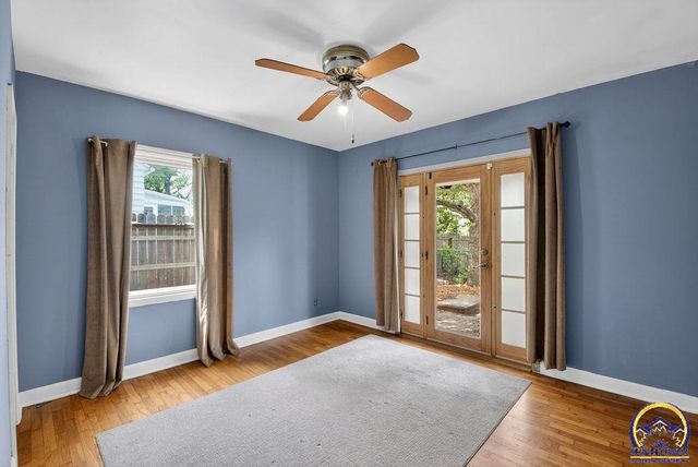 1101 SW Wayne AVE, Topeka, KS 66604