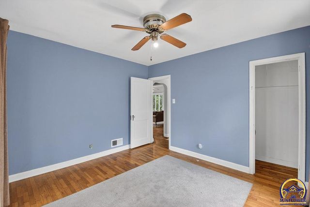 1101 SW Wayne AVE, Topeka, KS 66604