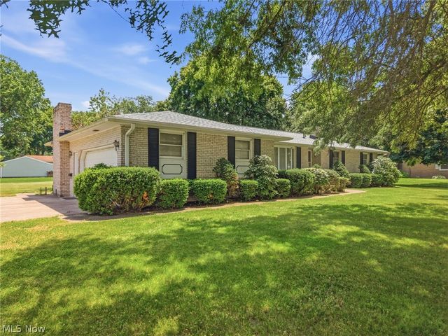 4800 Suzette Avenue NW, Massillon, OH 44647