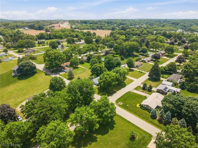 4800 Suzette Avenue NW, Massillon, OH 44647