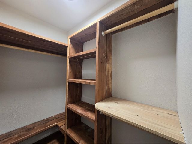 19736 Dunbar Avenue, Humble, TX 77338