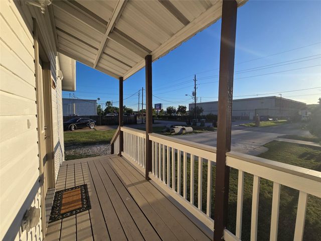 19736 Dunbar Avenue, Humble, TX 77338