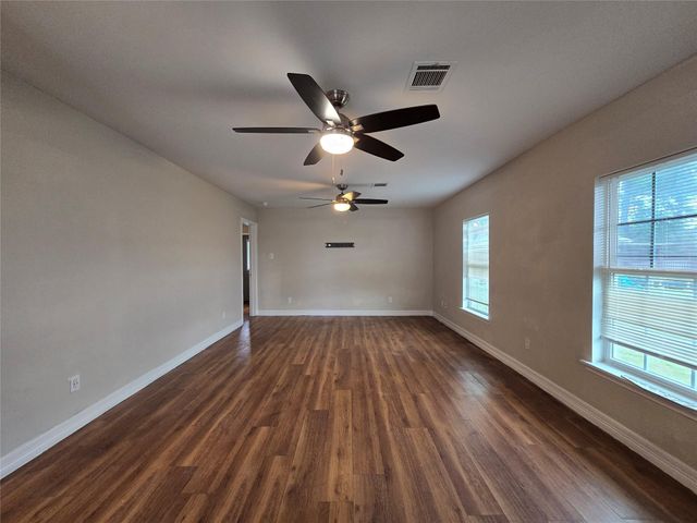 19736 Dunbar Avenue, Humble, TX 77338