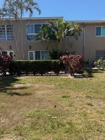 13924 Vía Flora, Delray Beach, FL 33484