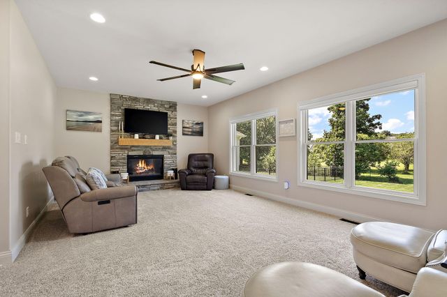 116 N Ashton Lane, Valparaiso, IN 46385