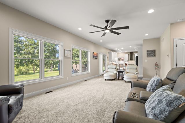 116 N Ashton Lane, Valparaiso, IN 46385