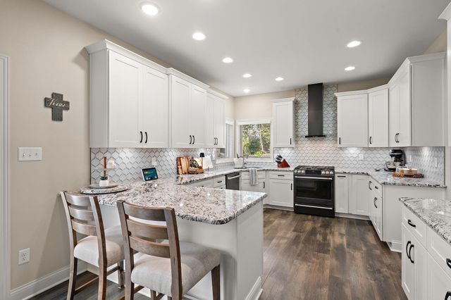 116 N Ashton Lane, Valparaiso, IN 46385