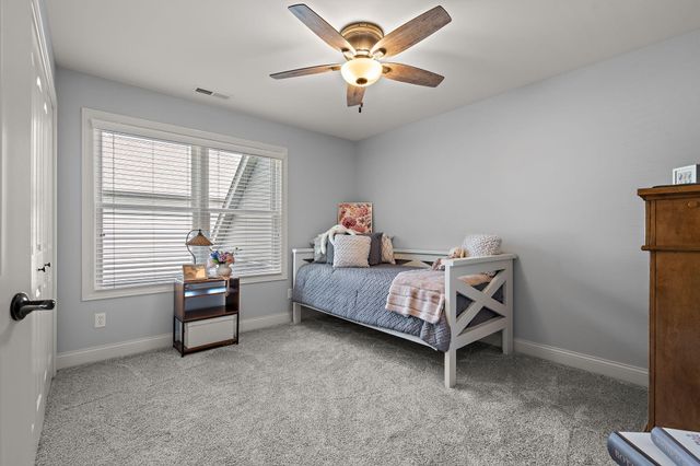 116 N Ashton Lane, Valparaiso, IN 46385