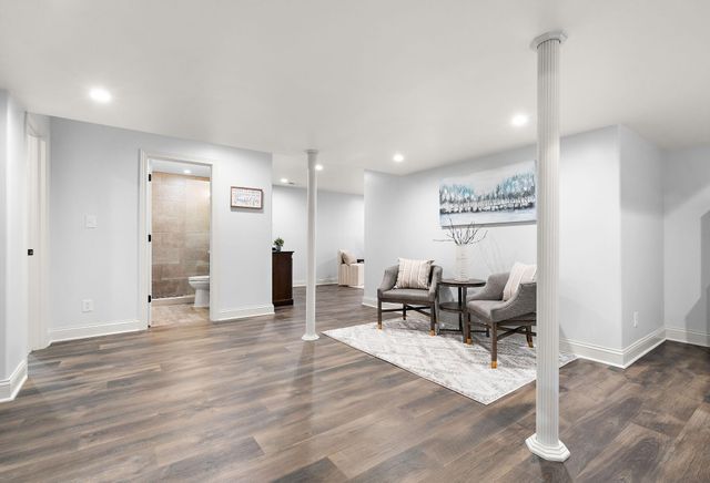 116 N Ashton Lane, Valparaiso, IN 46385