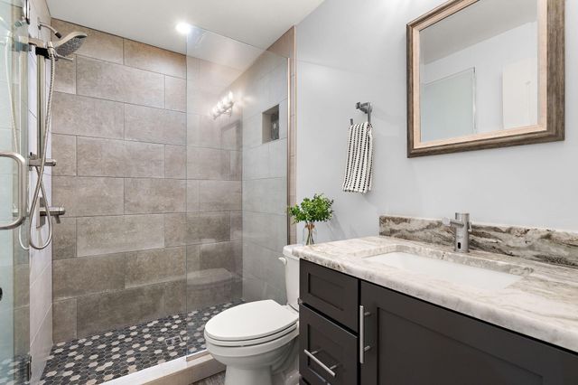 116 N Ashton Lane, Valparaiso, IN 46385