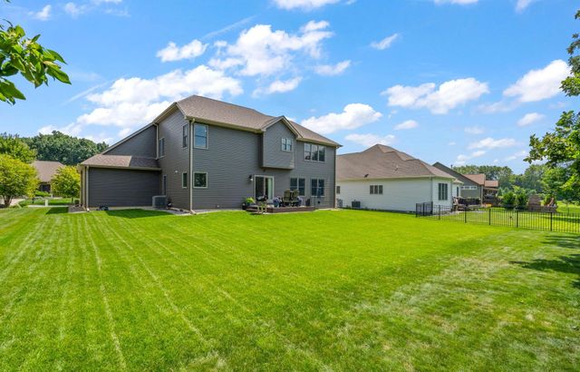 116 N Ashton Lane, Valparaiso, IN 46385