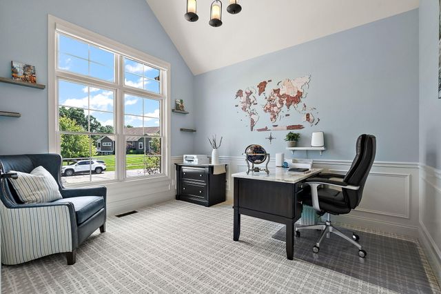 116 N Ashton Lane, Valparaiso, IN 46385