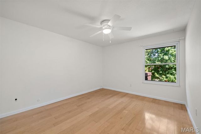 1968 Meadowtree Lane 5, Kirkwood, MO 63122