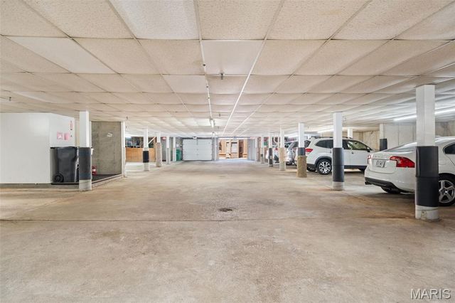 1968 Meadowtree Lane 5, Kirkwood, MO 63122