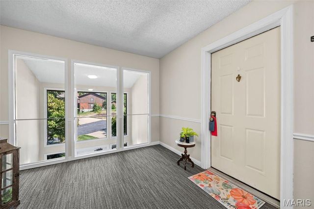1968 Meadowtree Lane 5, Kirkwood, MO 63122