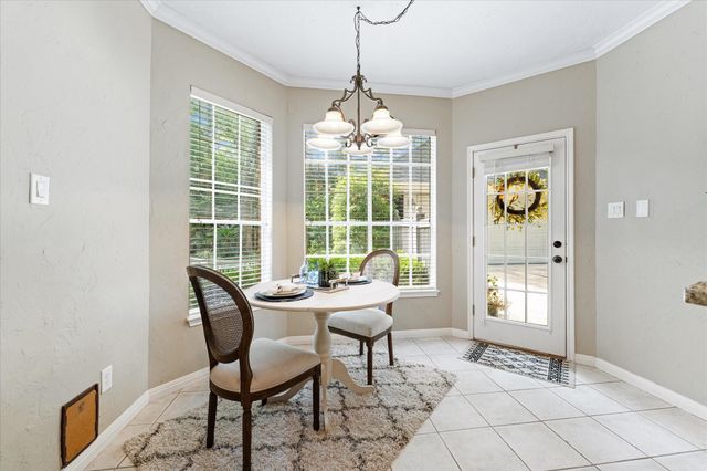 11 Golden Place, The Woodlands, TX 77381