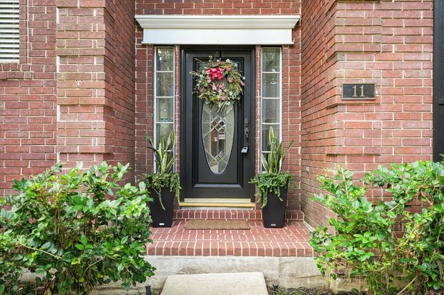 11 Golden Place, The Woodlands, TX 77381