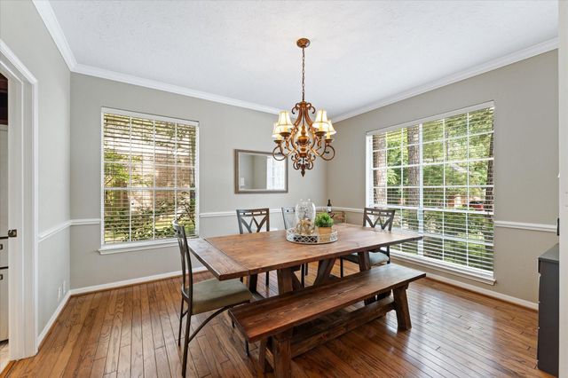11 Golden Place, The Woodlands, TX 77381