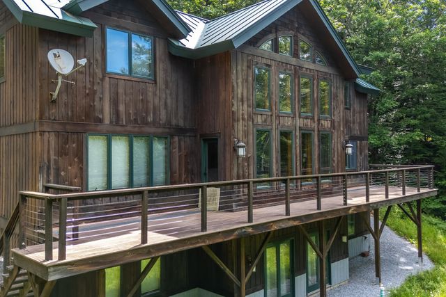 42 Cedar Drive, Ludlow, VT 05149