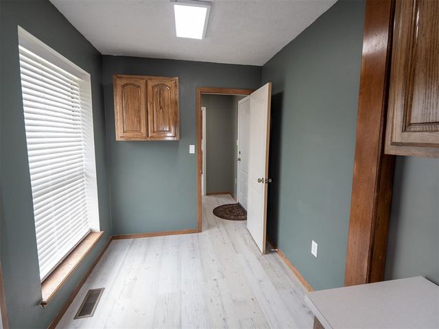 43026 Hazel Dell Road, Meeker, OK 74855