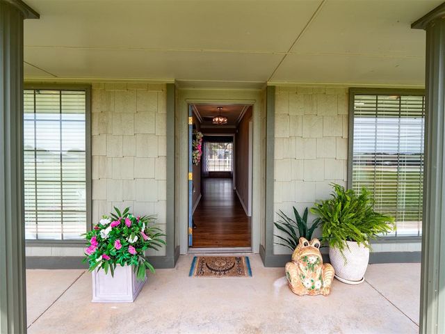 43026 Hazel Dell Road, Meeker, OK 74855