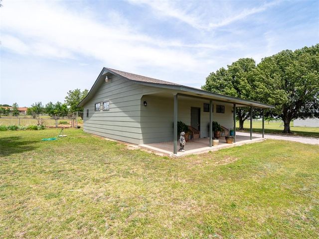 43026 Hazel Dell Road, Meeker, OK 74855