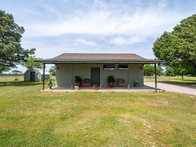 43026 Hazel Dell Road, Meeker, OK 74855