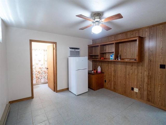 43026 Hazel Dell Road, Meeker, OK 74855