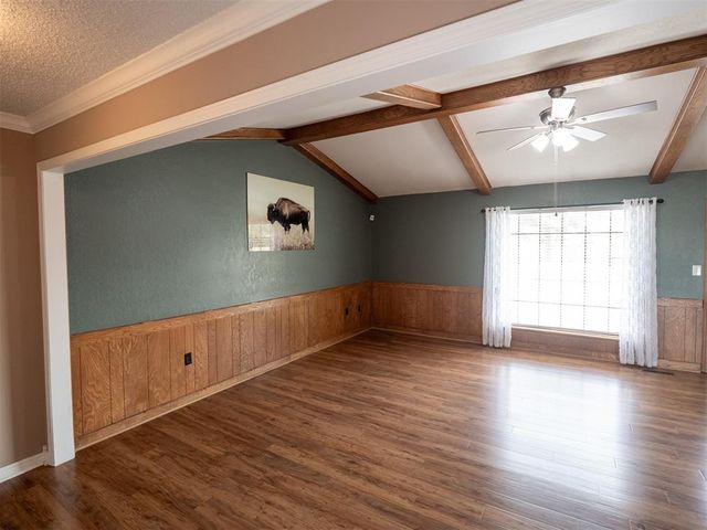 43026 Hazel Dell Road, Meeker, OK 74855