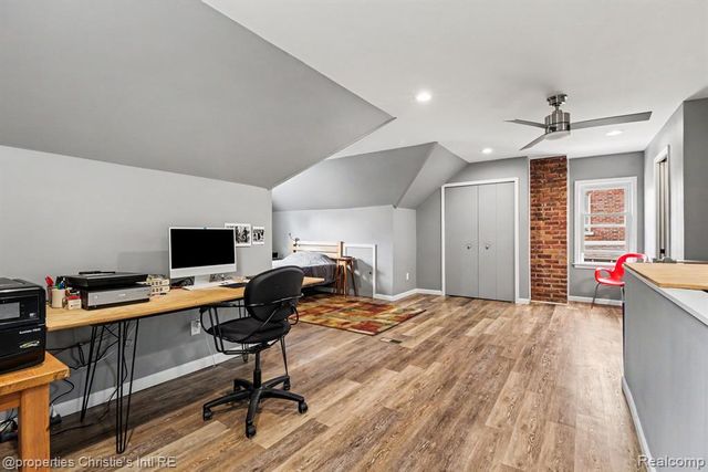 1316 W Troy Street, Ferndale, MI 48220