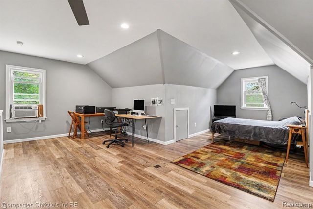 1316 W Troy Street, Ferndale, MI 48220