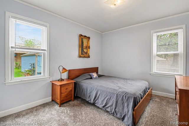 1316 W Troy Street, Ferndale, MI 48220