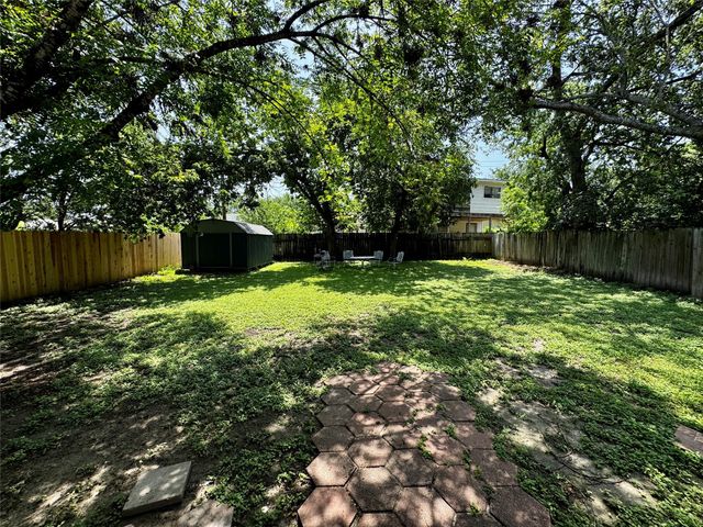 6009 S 1st ST, Austin, TX 78745