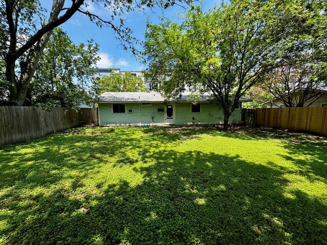 6009 S 1st ST, Austin, TX 78745