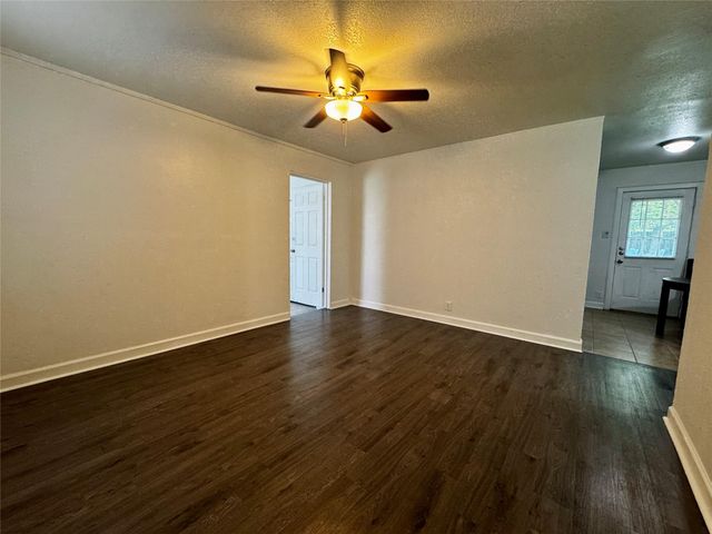 6009 S 1st ST, Austin, TX 78745
