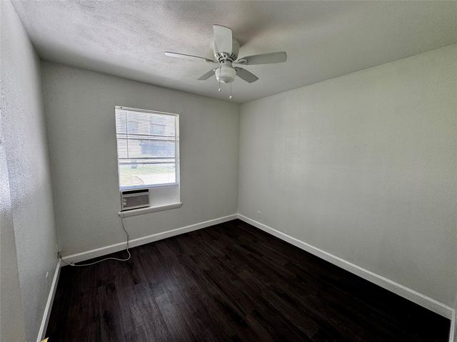 6009 S 1st ST, Austin, TX 78745
