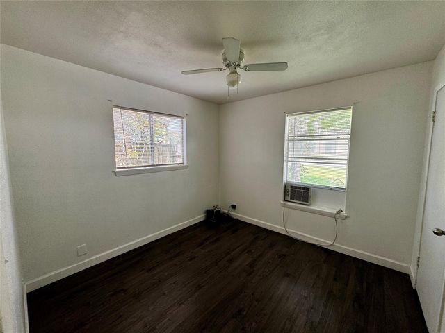 6009 S 1st ST, Austin, TX 78745