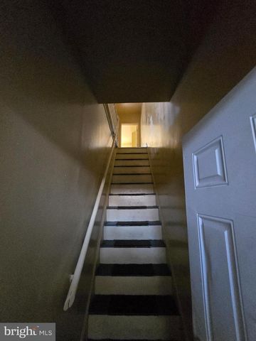 4904 N FRONT ST, Philadelphia, PA 19120