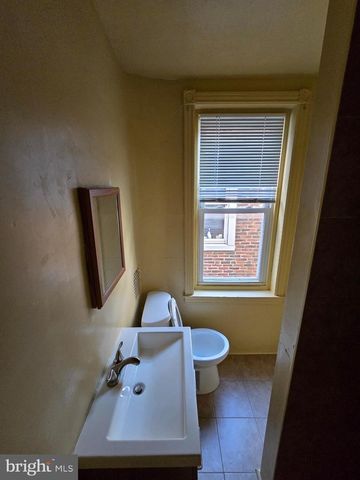 4904 N FRONT ST, Philadelphia, PA 19120