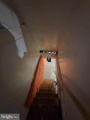 4904 N FRONT ST, Philadelphia, PA 19120