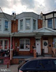 4904 N FRONT ST, Philadelphia, PA 19120