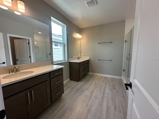 5330 CENTER LAKE, St Cloud, FL 34771